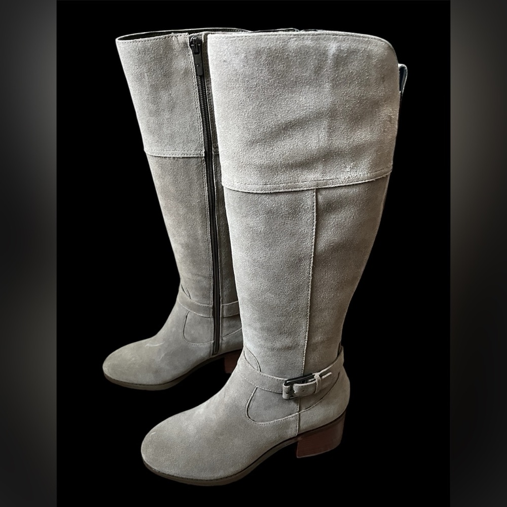 New Marc Fisher Taupe Suede Boots Size 9 1/2 W